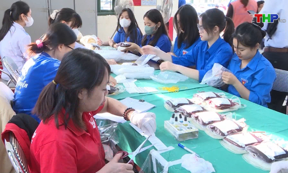 Sẵn s&agrave;ng nguồn m&aacute;u dự trữ phục vụ kh&aacute;m, chữa bệnh  