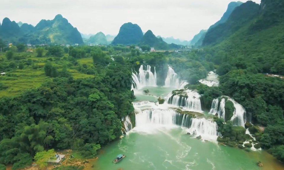 Bản tin thời sự Hải Ph&ograve;ng bằng tiếng Trung Quốc (09/12/2023)