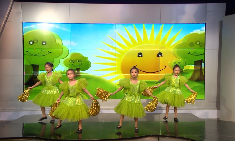 Măng non đất Cảng: Dạy m&uacute;a: Những ước mơ                     