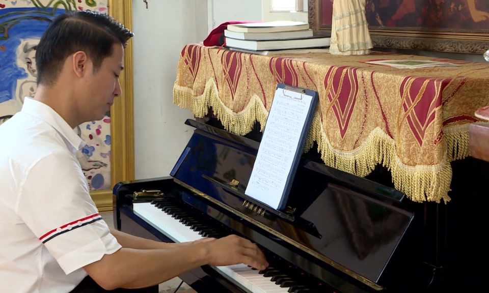 Hải Ph&ograve;ng văn h&oacute;a v&agrave; sự kiện: Ca sĩ Ho&agrave;i An