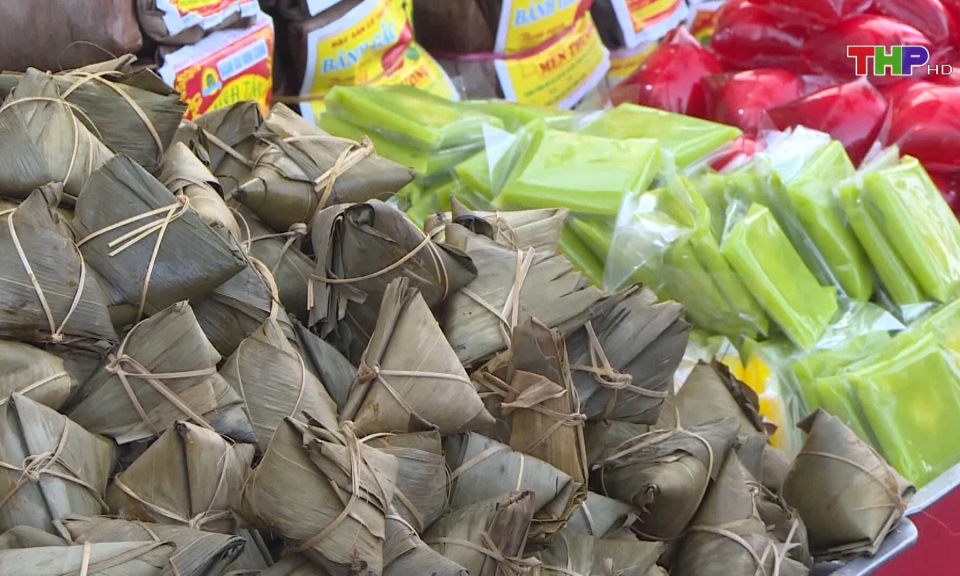 Phi&ecirc;n chợ &ldquo;Đưa h&agrave;ng Việt về n&ocirc;ng th&ocirc;n&rdquo;