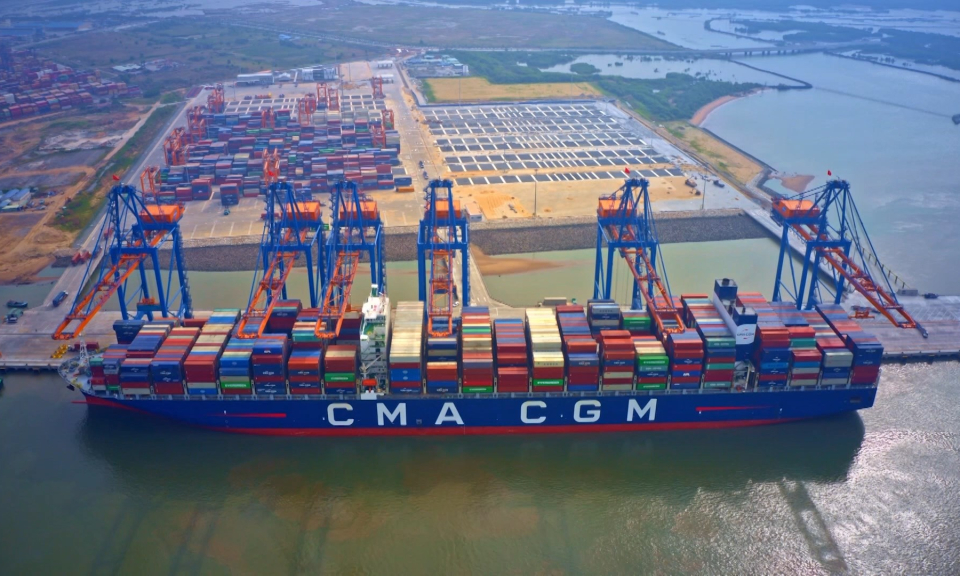 X&acirc;y dựng Hải Ph&ograve;ng th&agrave;nh trung t&acirc;m dịch vụ cảng biển, logistics