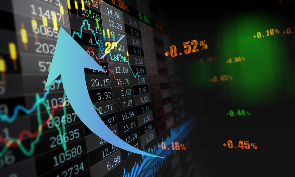 Kinh tế v&agrave; đ&ocirc; thị: Những &ldquo;gam m&agrave;u&rdquo; thị trường chứng kho&aacute;n năm 2023