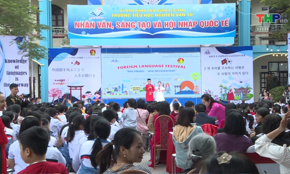 Gi&aacute;o dục v&agrave; đ&agrave;o tạo: N&acirc;ng cao năng lực dạy v&agrave; học ngoại ngữ trong nh&agrave; trường