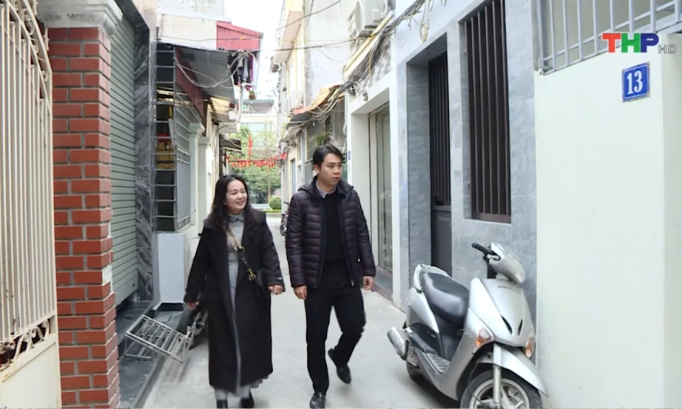 An cư đ&oacute;n Tết                              