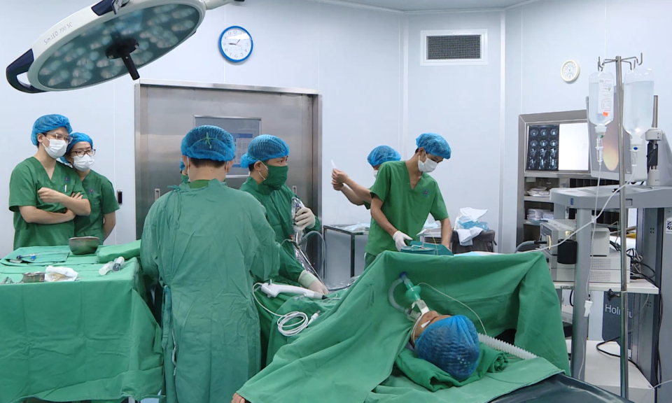 Khoa học c&ocirc;ng nghệ v&agrave; đời sống: Ứng dụng kỹ thuật ti&ecirc;n tiến trong ph&aacute;t triển y khoa