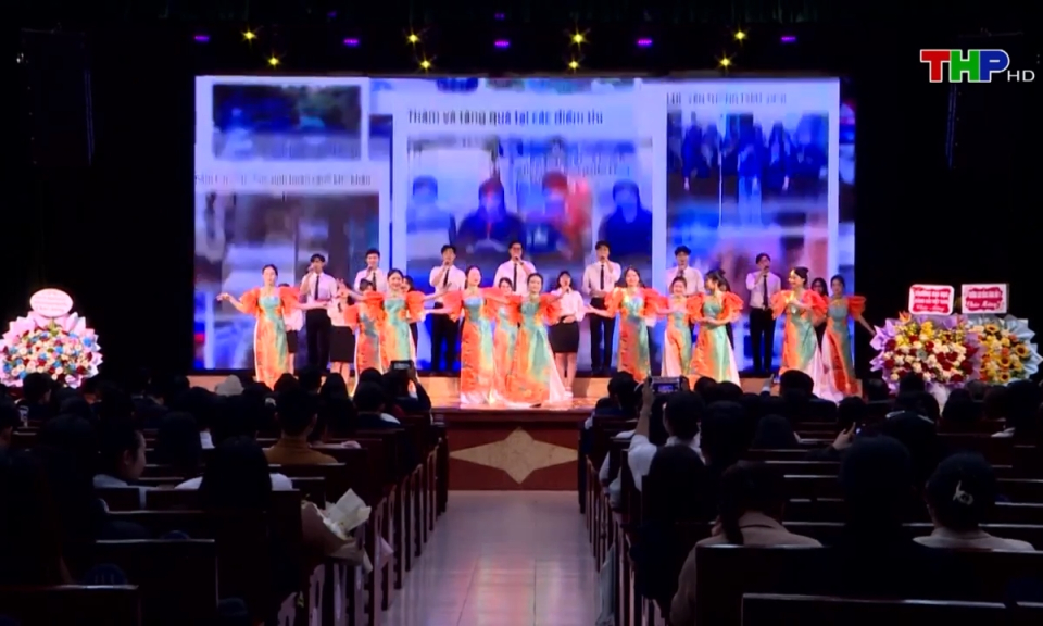 Kỷ niệm 74 năm ng&agrave;y truyền thống học sinh, sinh vi&ecirc;n 