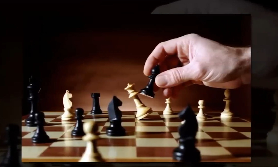 Măng non đất Cảng: Dạy cờ vua (Phần 1)