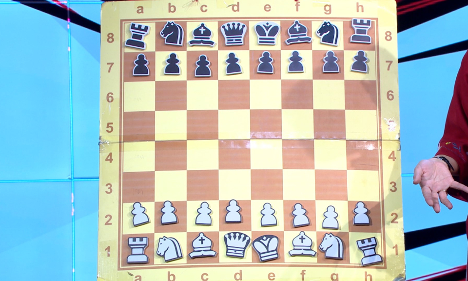 Măng non đất Cảng: Dạy cờ vua (Phần 2)