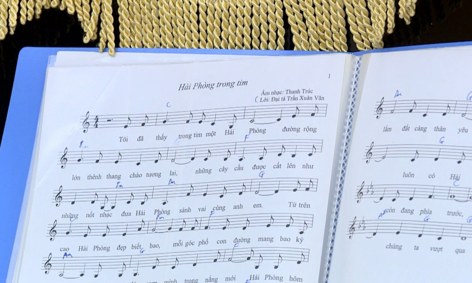 &Acirc;m vang miền cửa biển: Hải Ph&ograve;ng trong tim