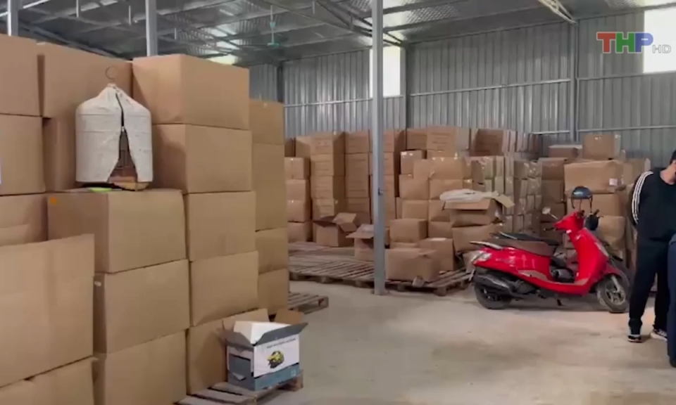 Cao điểm ph&ograve;ng chống bu&ocirc;n lậu, gian lận thương mại  