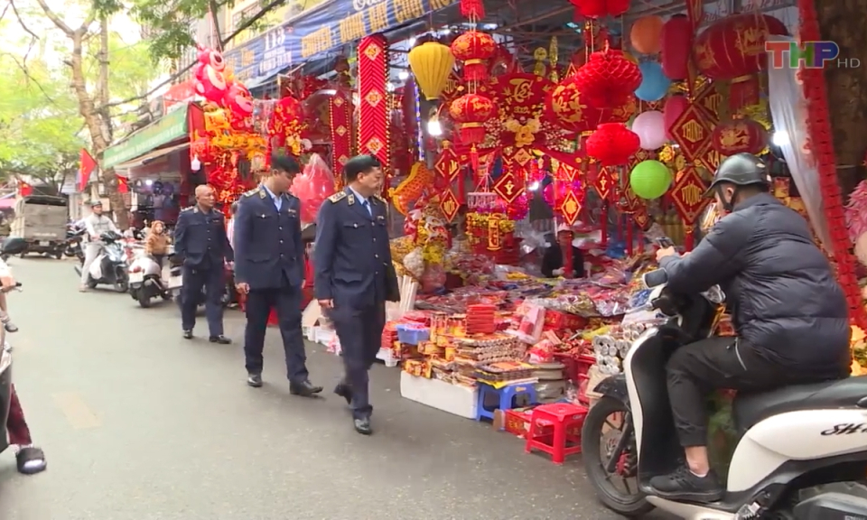 Xử l&yacute; nghi&ecirc;m vi phạm về thị trường h&agrave;ng h&oacute;a Tết