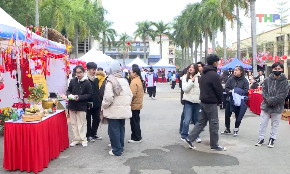 Chợ Tết 0 đồng d&agrave;nh cho sinh vi&ecirc;n      