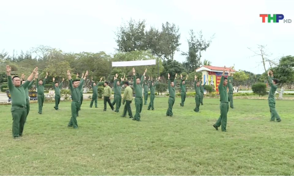 Chiến sỹ mới bước v&agrave;o m&ugrave;a huấn luyện