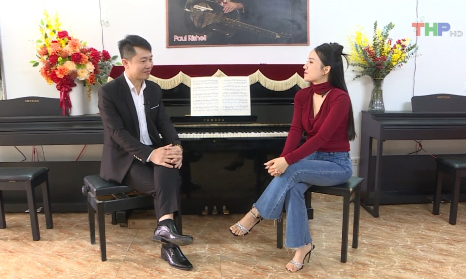 Piano v&agrave; B&aacute; Phương