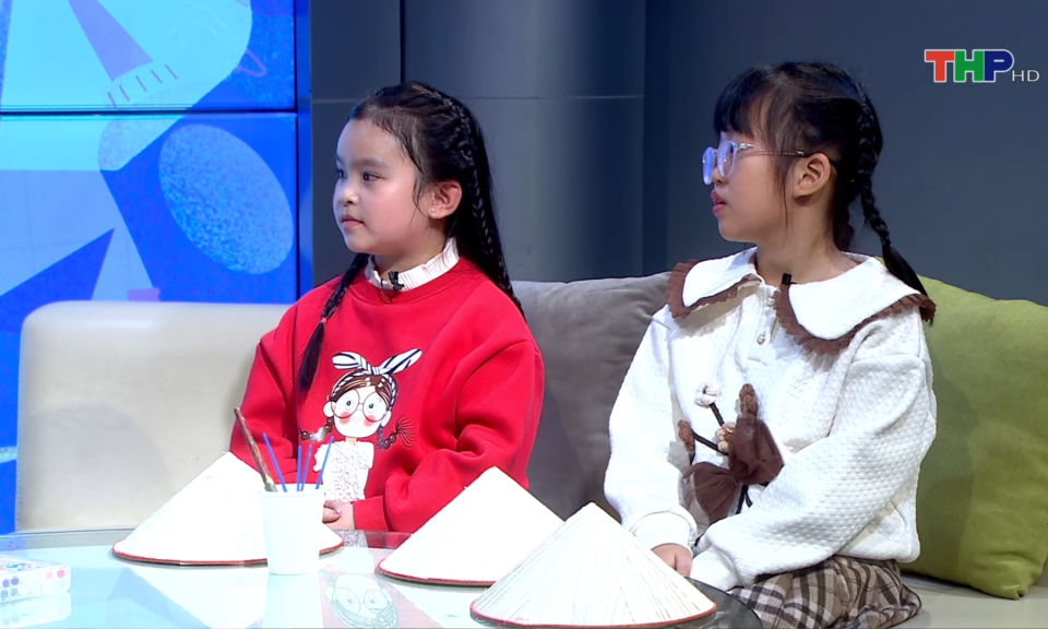 Măng non đất Cảng: T&ocirc; m&agrave;u n&oacute;n l&aacute; 