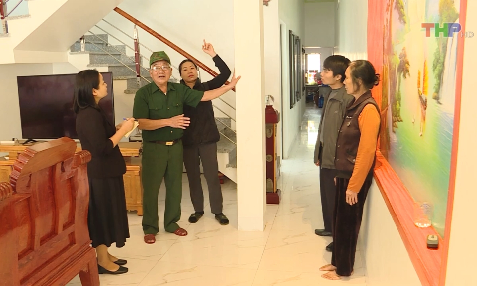 Ph&aacute;p luật v&agrave; cuộc sống: Vướng mắc trong giải quyết việc x&acirc;y dựng c&ocirc;ng tr&igrave;nh ảnh hưởng tới hộ liền kề