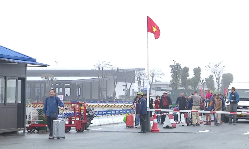 Điểm nhấn 365: Xung quanh việc đưa bến ph&agrave; Đồng B&agrave;i đi v&agrave;o hoạt động  