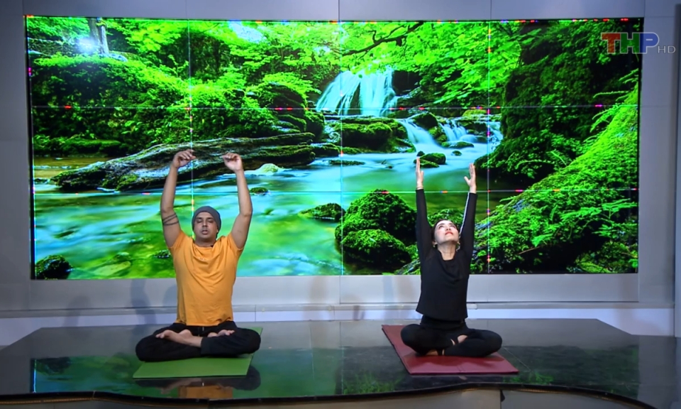 Măng non đất Cảng: Dạy Yoga (Phần 10)