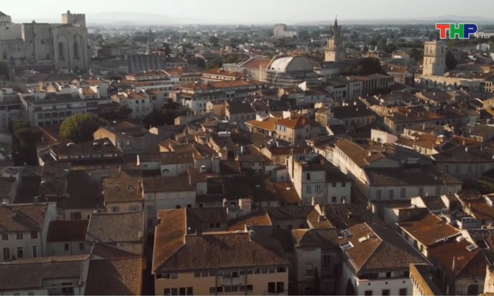 Cửa sổ du học: Du học Ph&aacute;p v&agrave; những điều cần biết