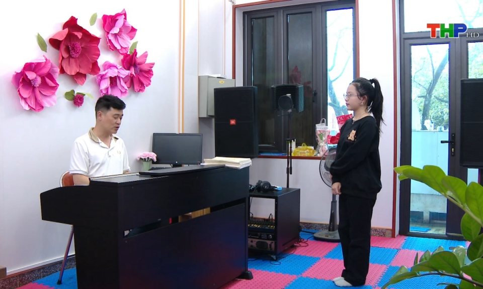 Măng non đất Cảng: Sơn ca th&agrave;nh phố năm 2024