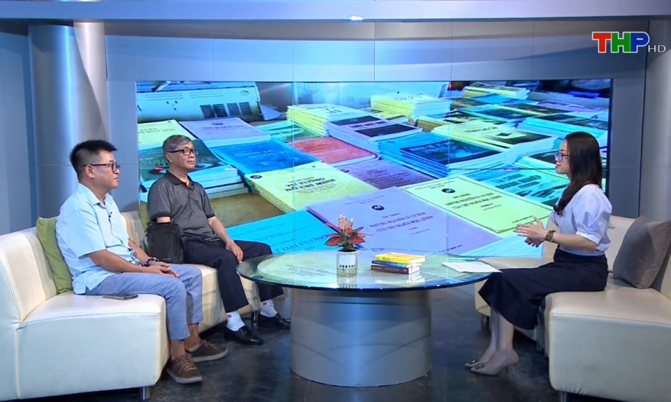 Đối thoại: Bảo vệ bản quyền s&aacute;ch trong bối cảnh chuyển đổi số