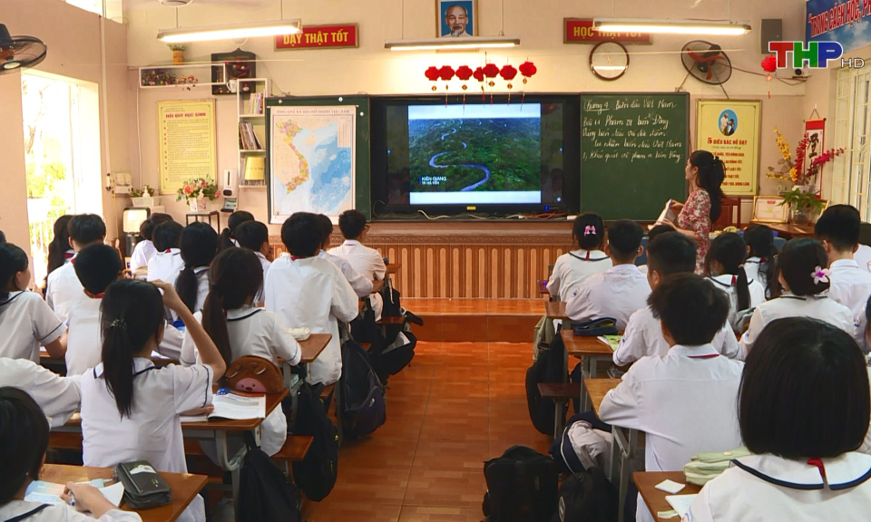 Nh&acirc;n rộng cuộc vận động &ldquo;Tự h&agrave;o một dải non s&ocirc;ng&rdquo;  