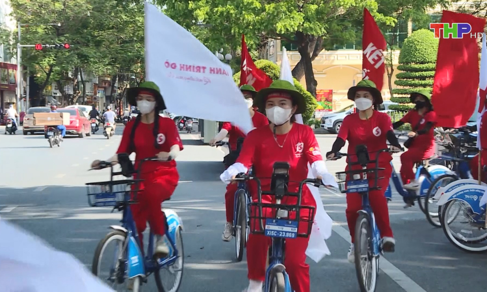 Đẩy mạnh chương tr&igrave;nh H&agrave;nh tr&igrave;nh Đỏ