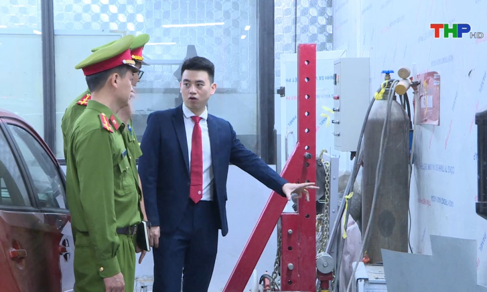 To&agrave;n d&acirc;n PCCC: Chủ động PCCC tại c&aacute;c gara, showroom &ocirc; t&ocirc;