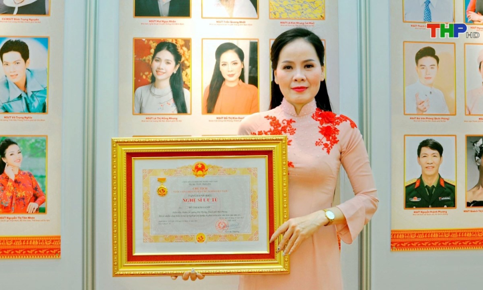 Hải Ph&ograve;ng văn h&oacute;a v&agrave; sự kiện: Nghệ sĩ ưu t&uacute; Kim Oanh