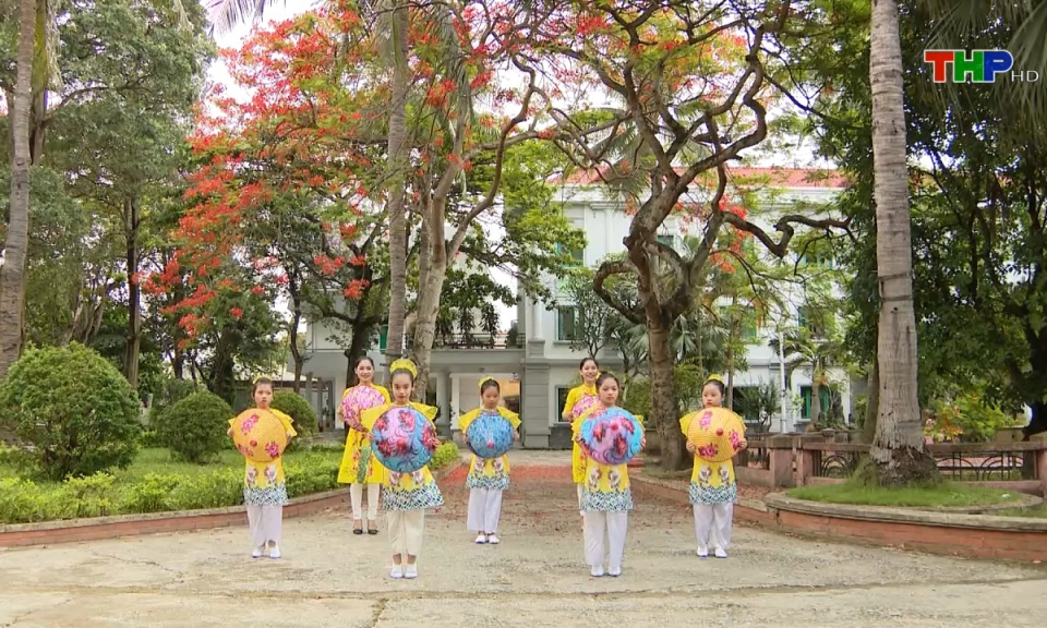 Măng non đất Cảng: Kh&uacute;c nhạc tuổi thơ