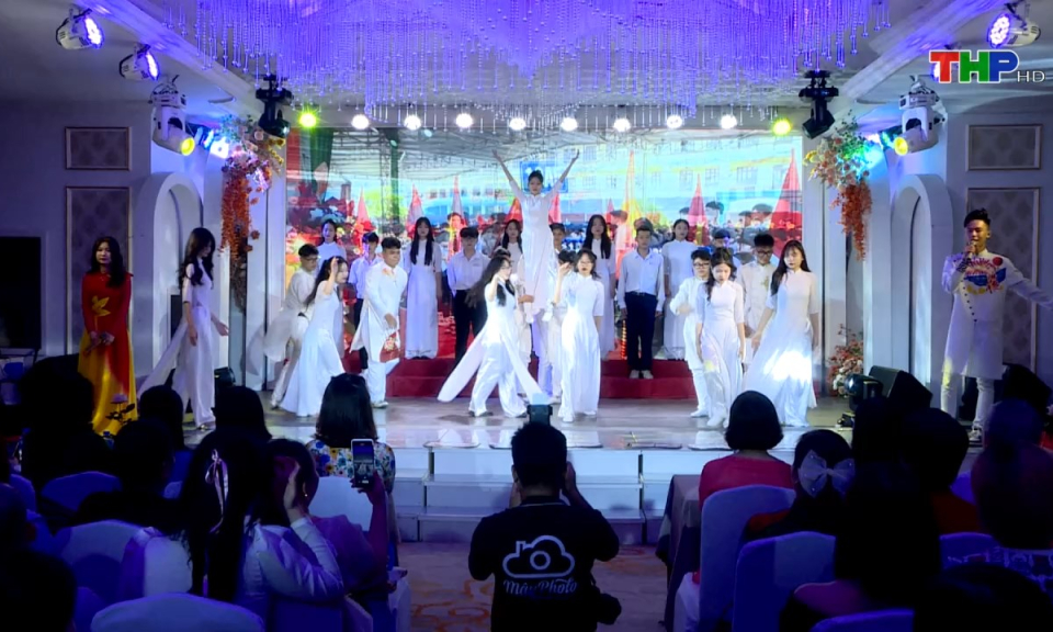 Măng non đất Cảng: Thắp s&aacute;ng ước mơ