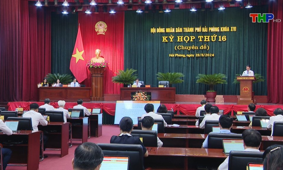 Đại biểu nh&acirc;n d&acirc;n với cử tri: Kỳ họp thứ 16 HĐND th&agrave;nh phố kh&oacute;a XVI v&agrave; những quyết nghị quan trọng