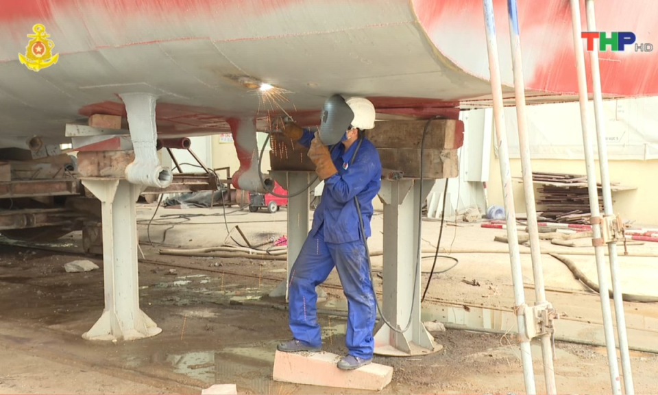 Tổ quốc v&agrave; người chiến sĩ Hải qu&acirc;n: An to&agrave;n lao động ở nh&agrave; m&aacute;y X48