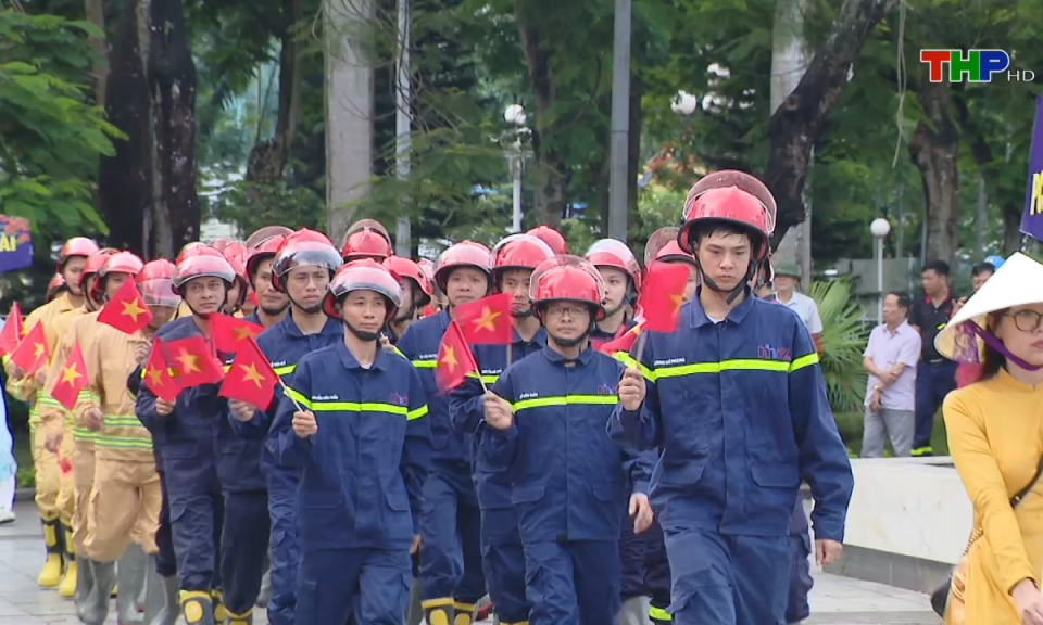 To&agrave;n d&acirc;n PCCC: Nh&igrave;n lại th&agrave;nh c&ocirc;ng từ hội thi ''Tổ li&ecirc;n gia an to&agrave;n PCCC'' to&agrave;n th&agrave;nh phố