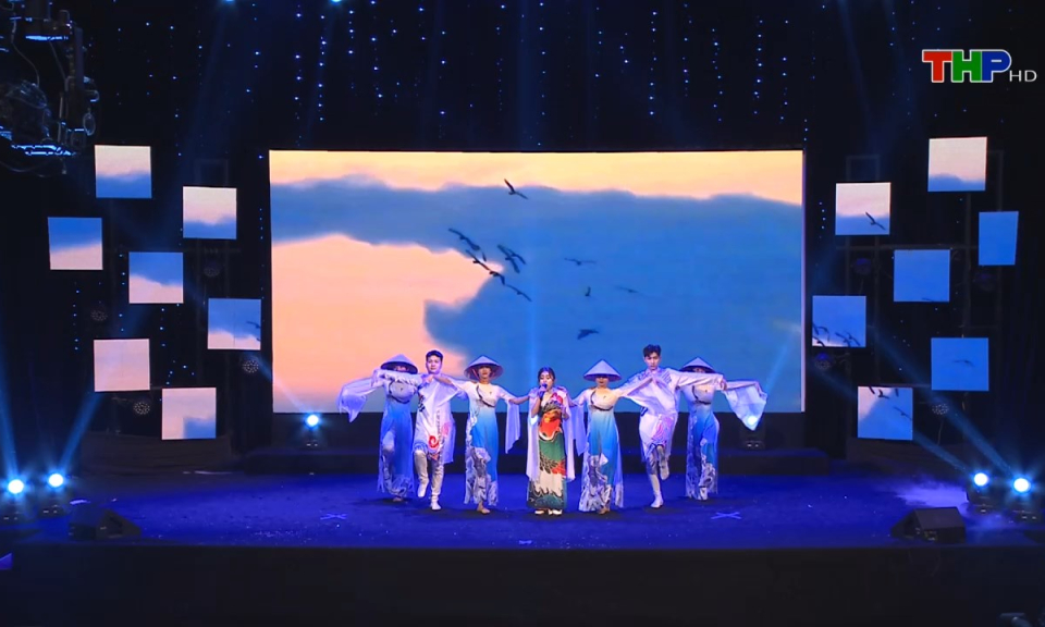 Măng non đất Cảng: B&aacute;n kết Cuộc thi T&agrave;i năng nh&iacute; THP (Phần 8)