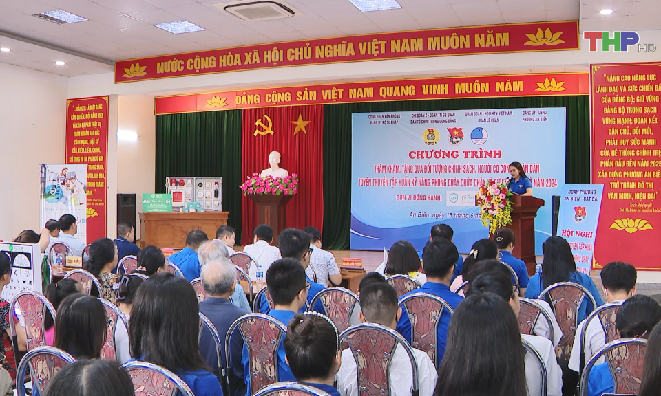 Thanh ni&ecirc;n với c&aacute;c hoạt động v&igrave; cộng đồng