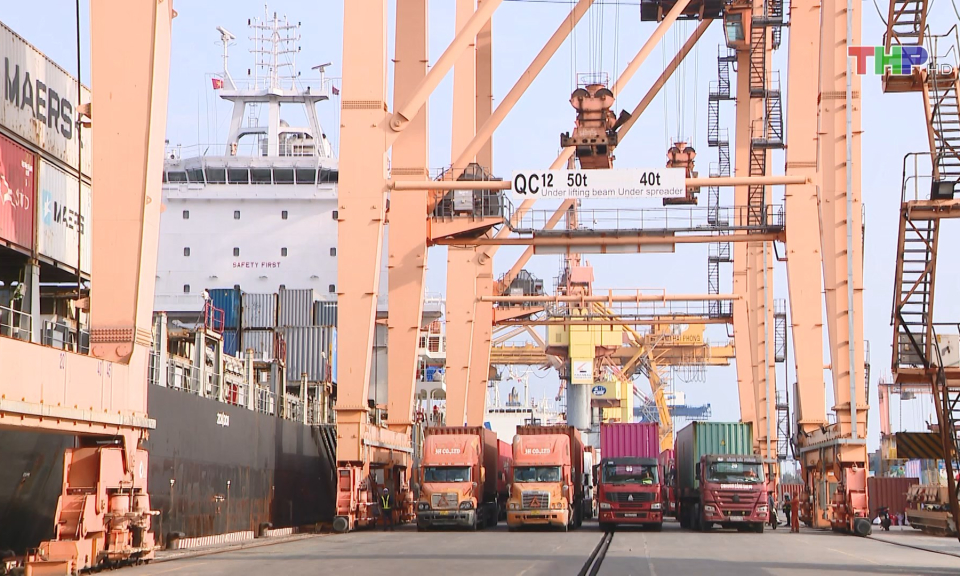 Cảng Hải Ph&ograve;ng đ&oacute;n hơn 50 triệu tấn h&agrave;ng h&oacute;a trong nửa đầu năm  