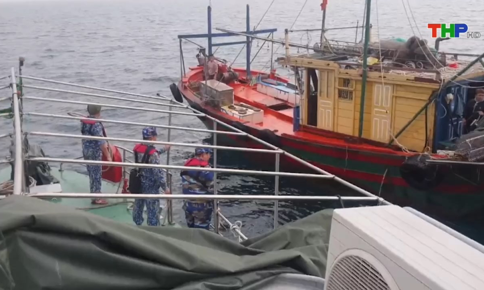 An ninh biển đảo: Bộ đội bi&ecirc;n ph&ograve;ng tăng cường tuy&ecirc;n truyền ph&ograve;ng chống khai th&aacute;c IUU