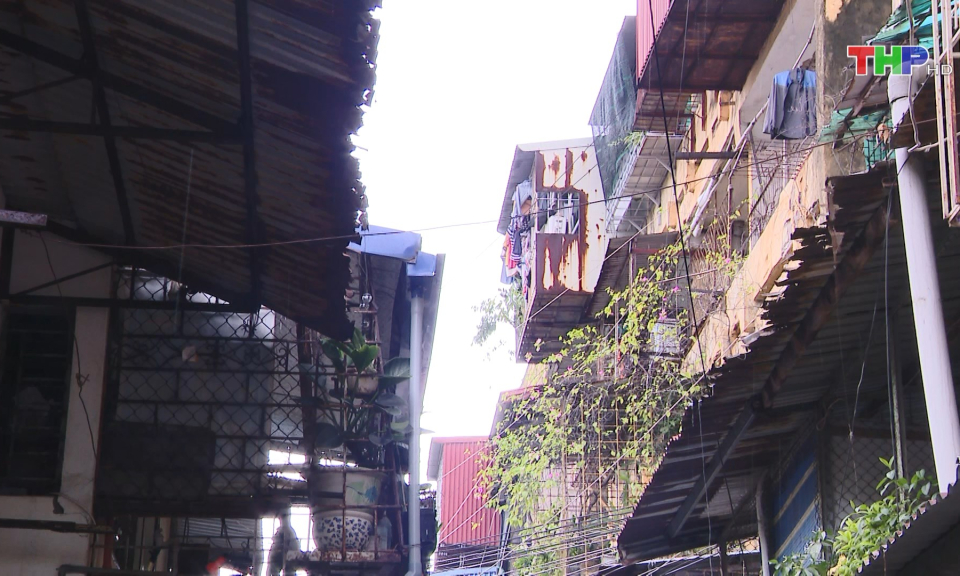 Chuẩn bị di chuyển c&aacute;c hộ d&acirc;n khỏi chung cư Vạn Mỹ