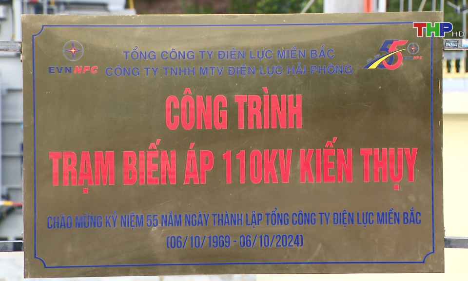 Gắn biển c&ocirc;ng tr&igrave;nh đường d&acirc;y v&agrave; TBA 110kV Kiến Thụy