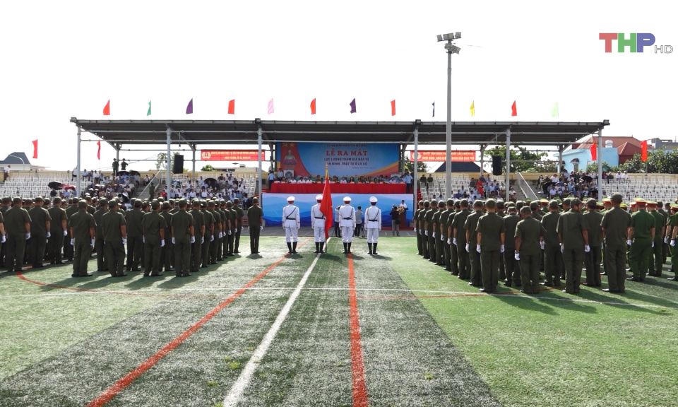 Ra mắt Lực lượng tham gia bảo vệ ANTT tại cơ sở         