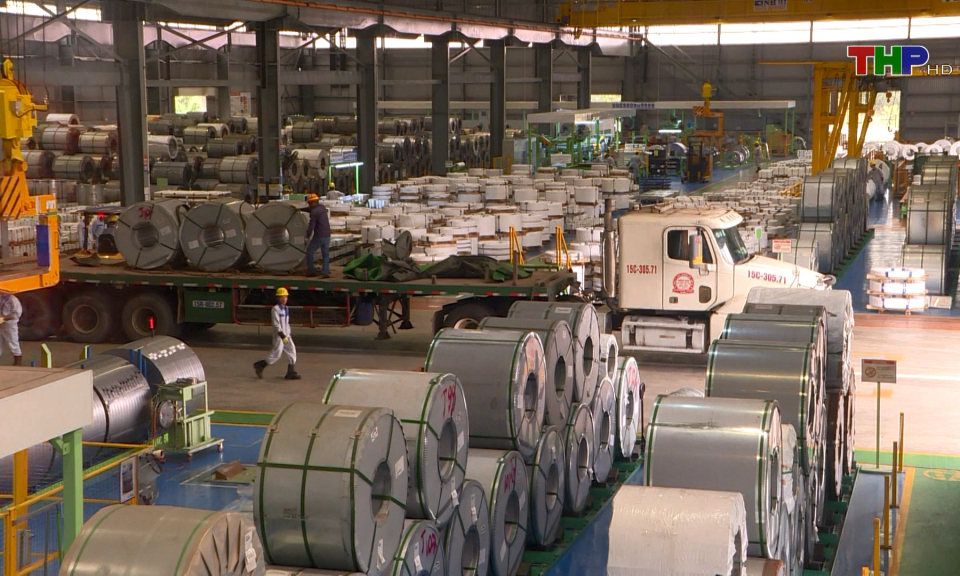 Lương cơ sở tăng - người d&acirc;n phấn khởi