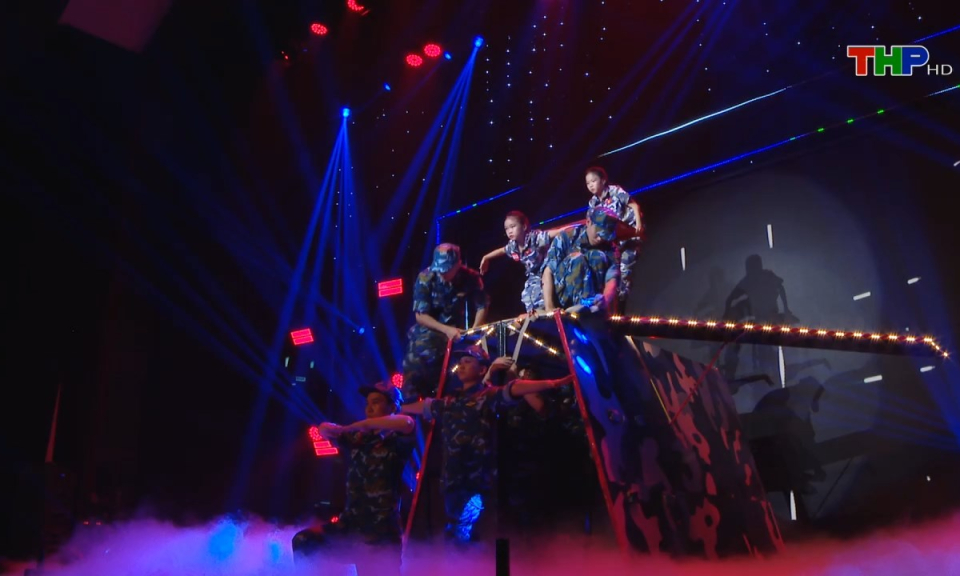 Măng non đất Cảng: T&agrave;i năng nh&iacute; THP 2024