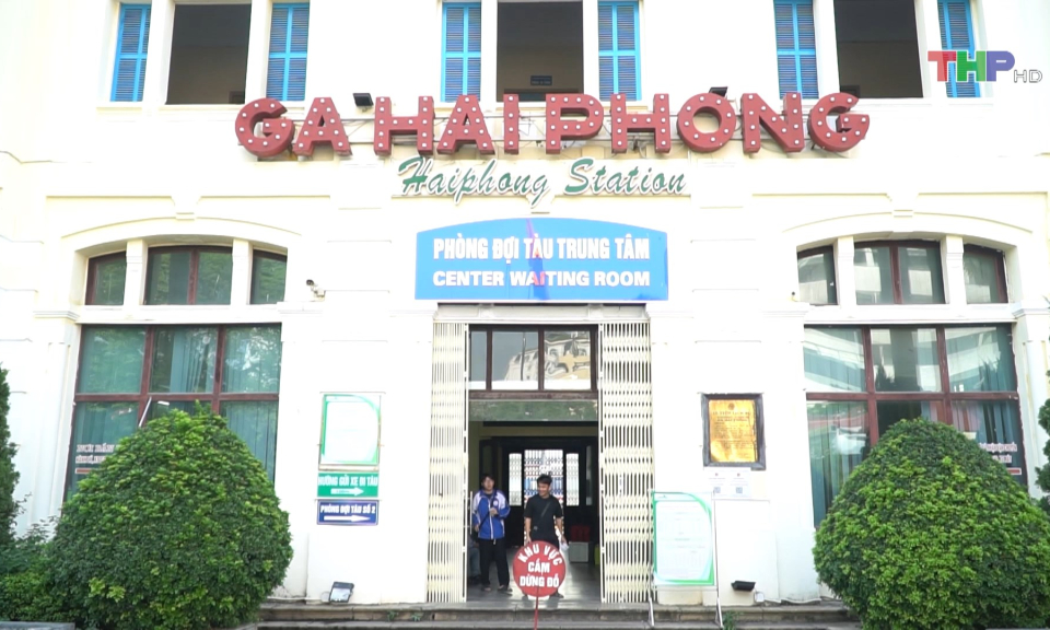 Ng&agrave;nh đường sắt đổi mới thu h&uacute;t du kh&aacute;ch