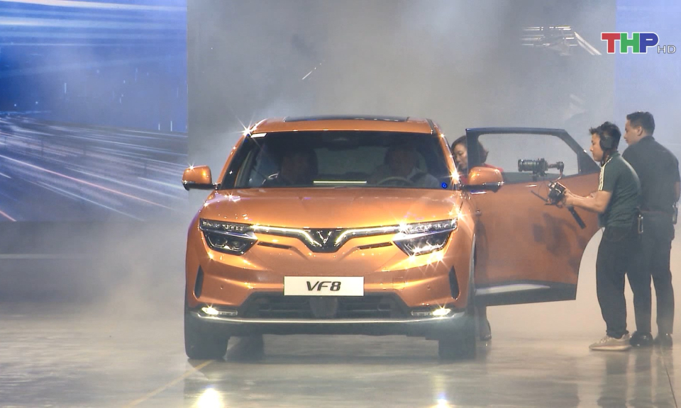 Xe điện VinFast b&aacute;n vượt mốc 21 ngh&igrave;n chiếc trong 6 th&aacute;ng  