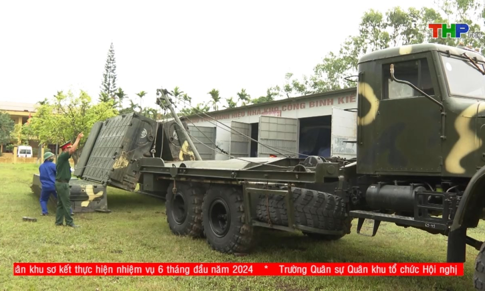 Qu&acirc;n khu 3: "Điểm s&aacute;ng" trong c&ocirc;ng t&aacute;c bảo đảm kỹ thuật, hậu cần