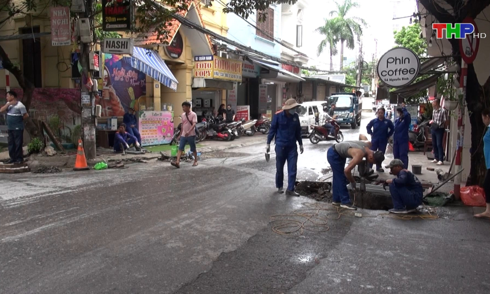 &ldquo;Ng&agrave;y thứ 7 c&ugrave;ng d&acirc;n&rdquo; giải quyết c&aacute;c vấn đề về tho&aacute;t nước