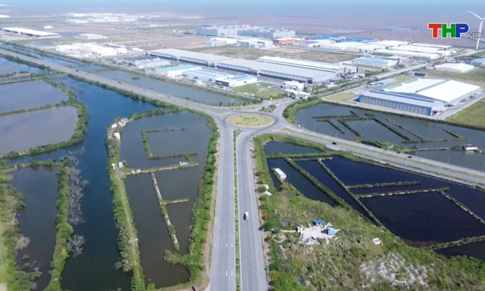 Tạp ch&iacute; kinh tế: Rộng mở cơ hội đối với ng&agrave;nh bất động sản c&ocirc;ng nghiệp