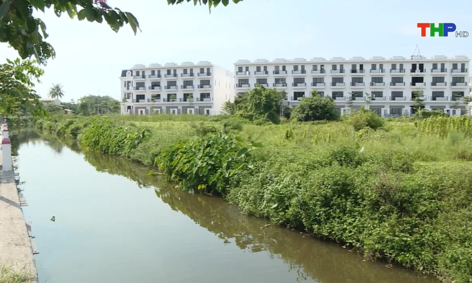 Ph&aacute;p luật v&agrave; cuộc sống: Th&aacute;o gỡ vướng mắc trong sử dụng đất đai của doanh nghiệp